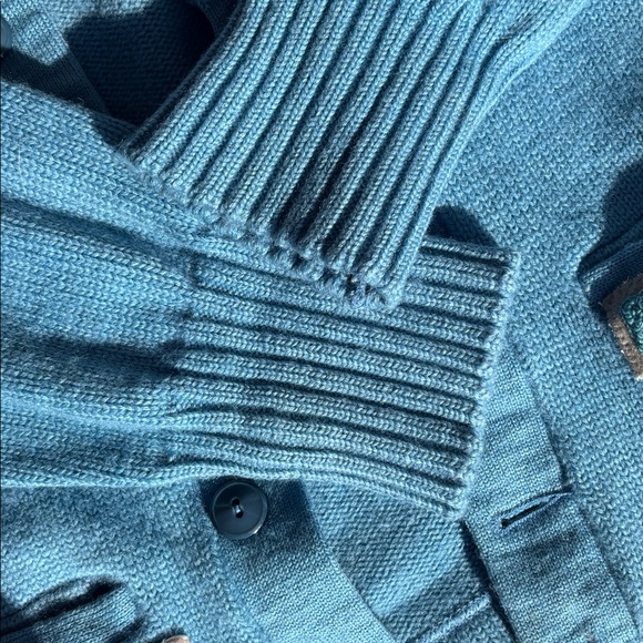 VINTAGE 1975 Class Sweater - Picture 6 of 8